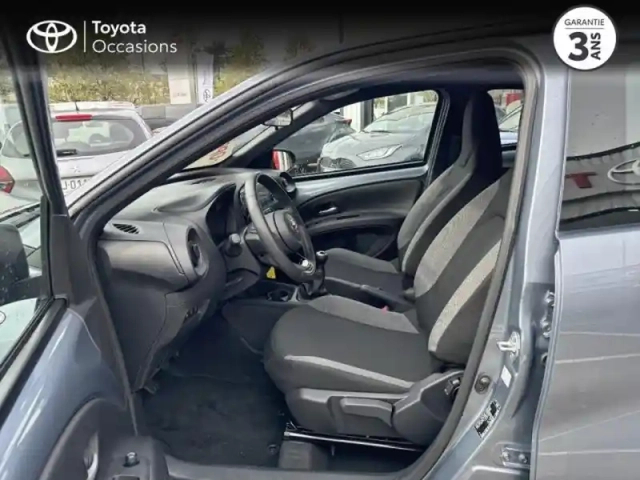 Toyota Aygo X 1.0 vvt-i 72ch dynamic my24 — photo 11