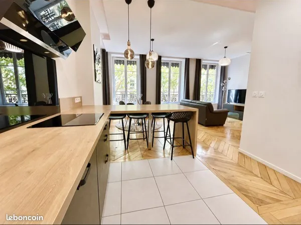 Appartement haussmannien, centre, de Lyon