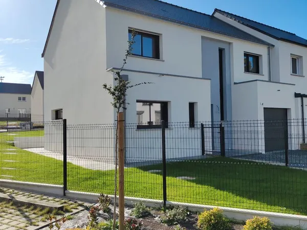 Location maison neuve année 2025 - T6 120m2 4 chambres - mezzanine - espace dressing - cellier garag
