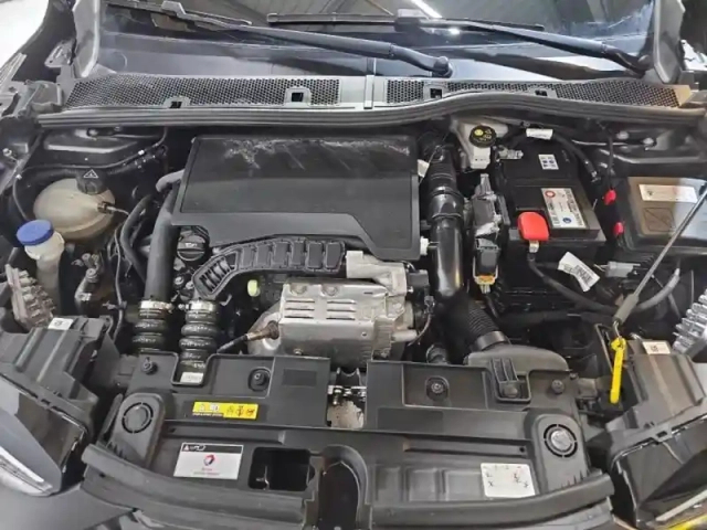 Ds Ds 3 crossback puretech 100ch performance line — photo 10