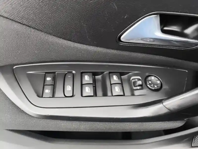 Peugeot 308 bluehdi 130ch s&amp;s bvm6 active pack — photo 20