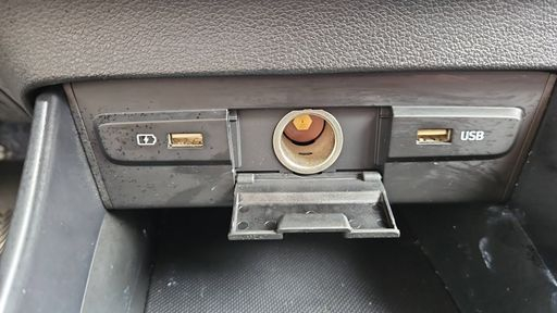 Hyundai i20 1.2 i 84 - Initia – 2023 – 71801 km – Essence – Boîte Manuelle — photo 6