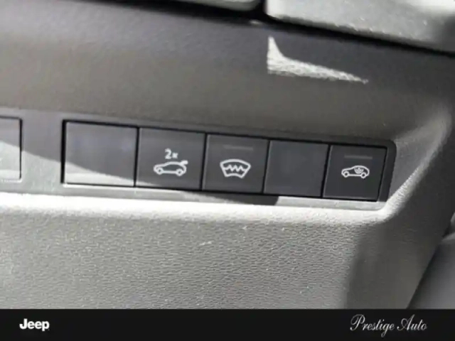 Jeep Compass electrique 213ch 74kwh first edition — photo 14
