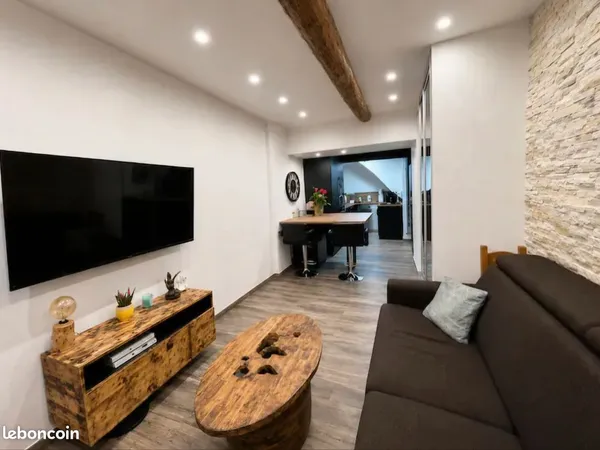 Appartement refait a neuf a louer