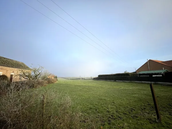 Terrain 550 m²