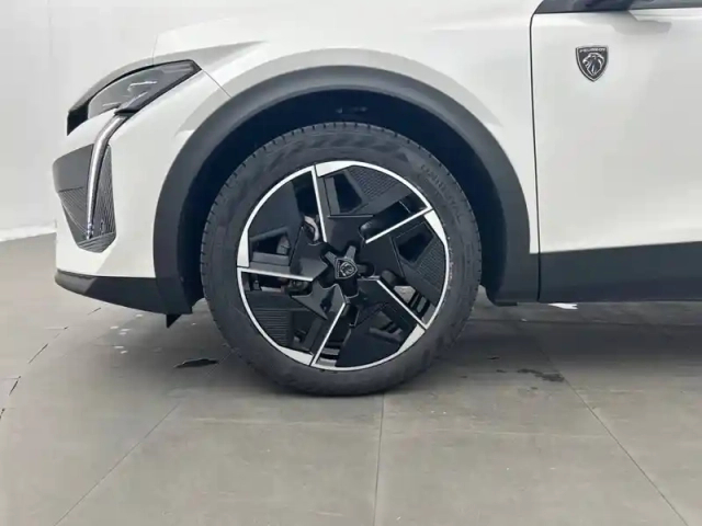 Peugeot 408 puretech 130 ch s&amp;s eat8 — photo 13