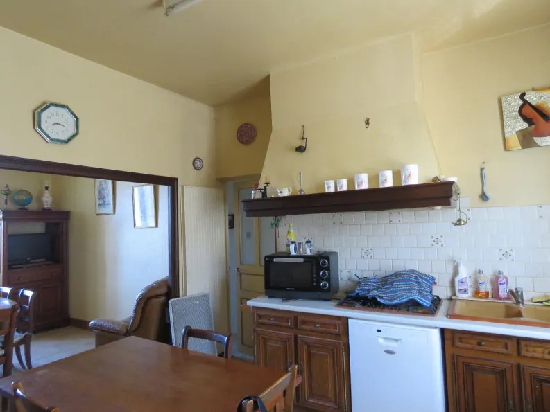 Photo 5
