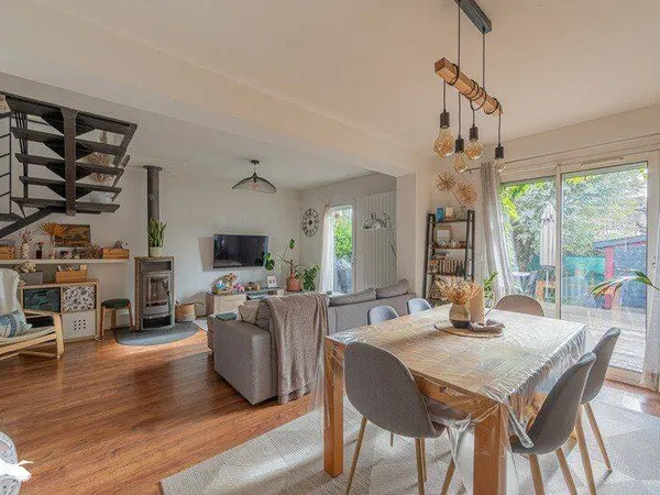 Maison 5 pièces 110 m²