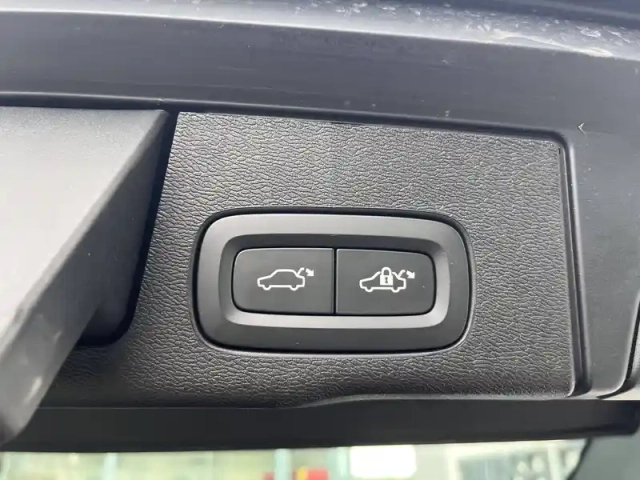 Volvo Xc60 t6 awd hybride rechargeable 253 ch+145 ch geartronic 8 — photo 30