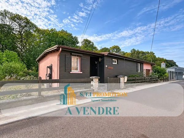 Maison de plain-pied à vendre à Tiercelet : jardin, garage e