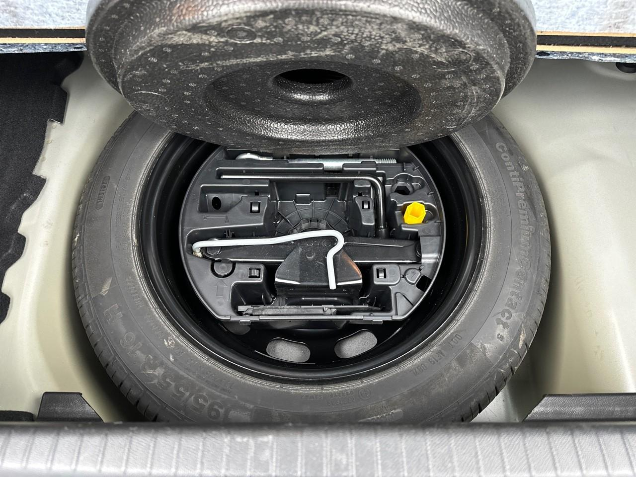 Peugeot 208 puretech 100 s&s eat8 allure — photo 36