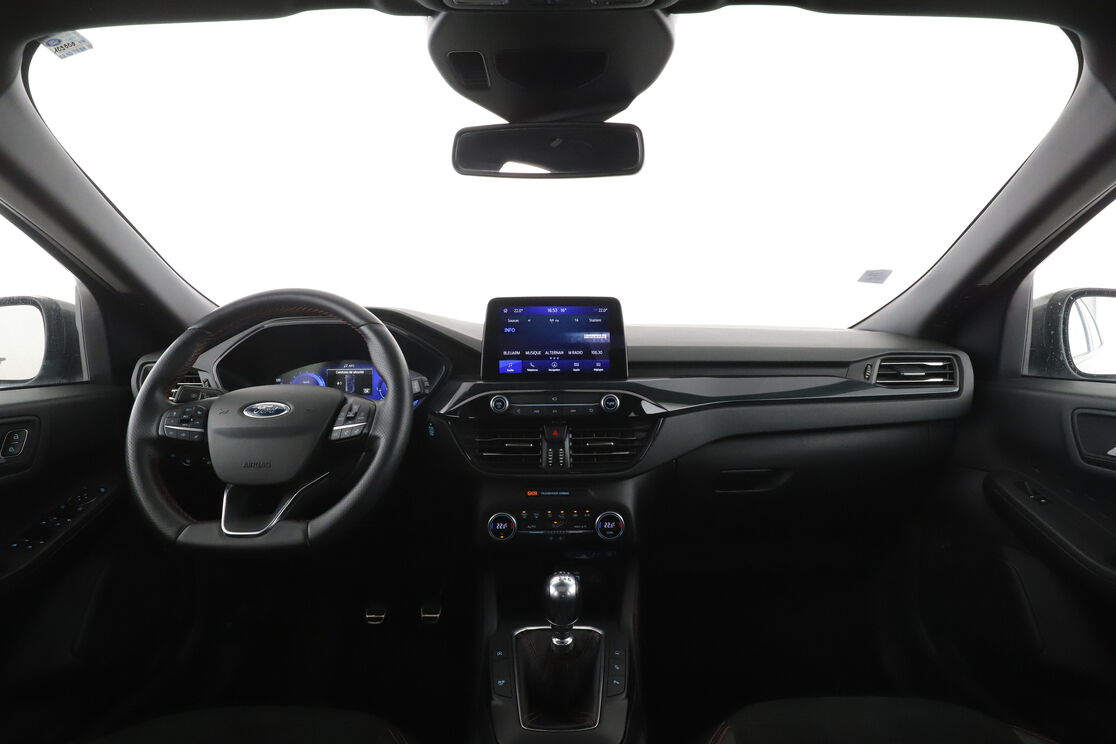 Ford Kuga 2.0 EcoBlue mHEV ST Line X — photo 12
