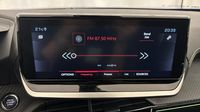Peugeot 2008 1.5 BlueHDi 130ch S&S GT Pack EAT8 125g — photo 18