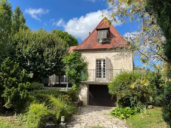 Maison 6 pièces 155 m²
