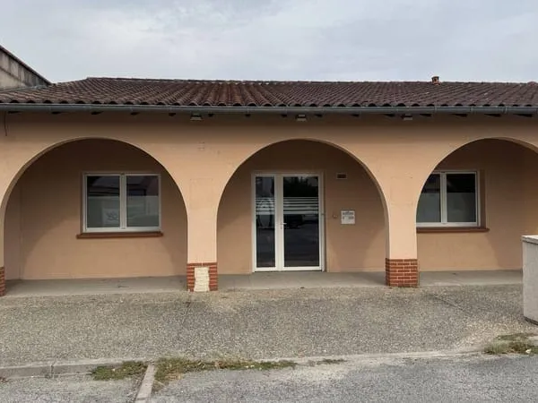 Local commercial 119 m²