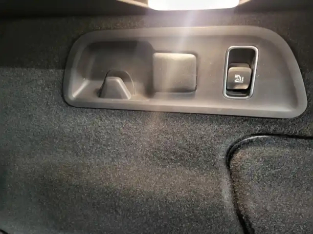 Mercedes Gle 350 de hybrid eq 4matic am — photo 12