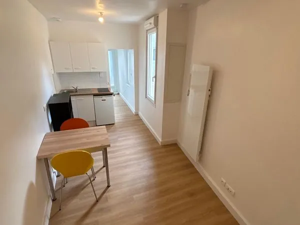 Studio 18m² rénové, meublé et cosy - Centre-ville Cholet