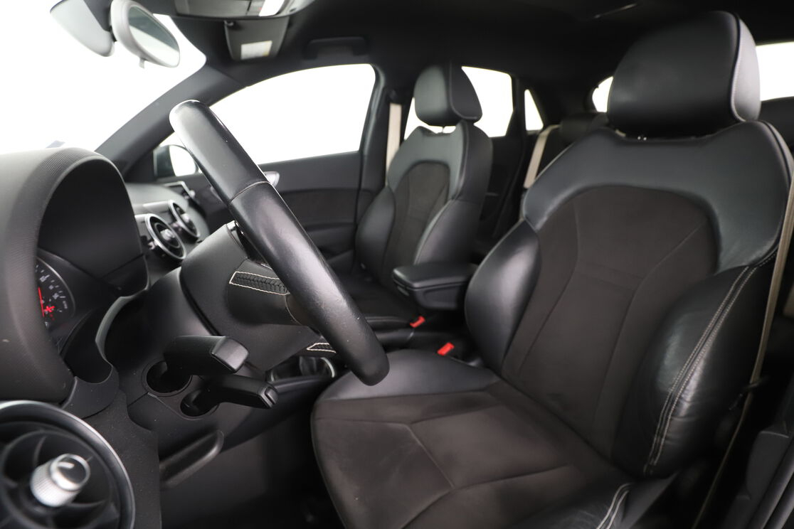 Audi A1 Sportback 1.6 TDI Ambition — photo 9