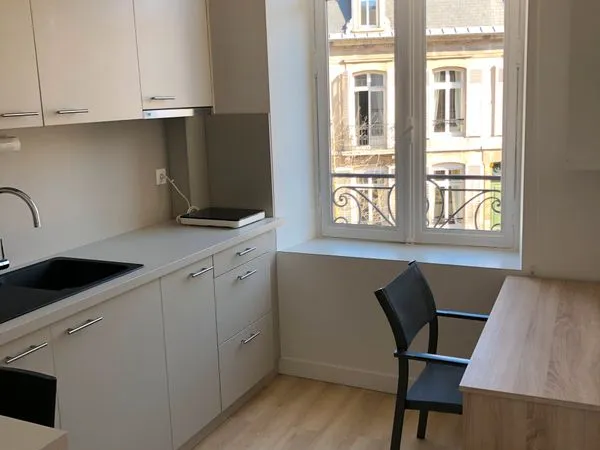 Studio meublé