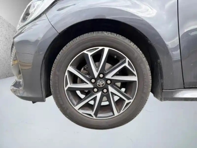 Toyota Yaris 120 vvt-i design — photo 9