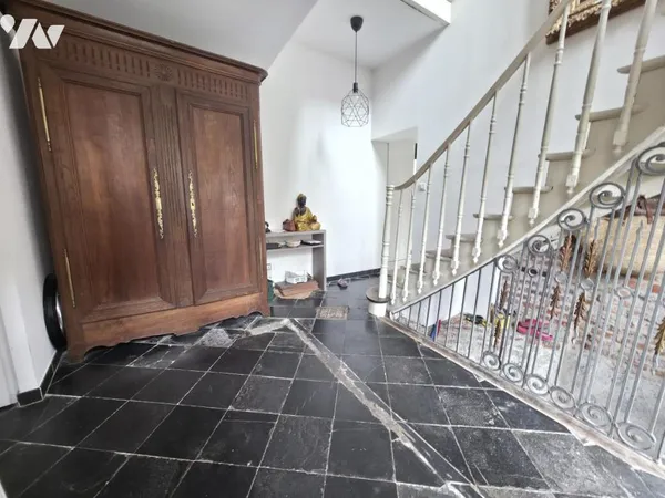 Maison 6 pièces 180 m²