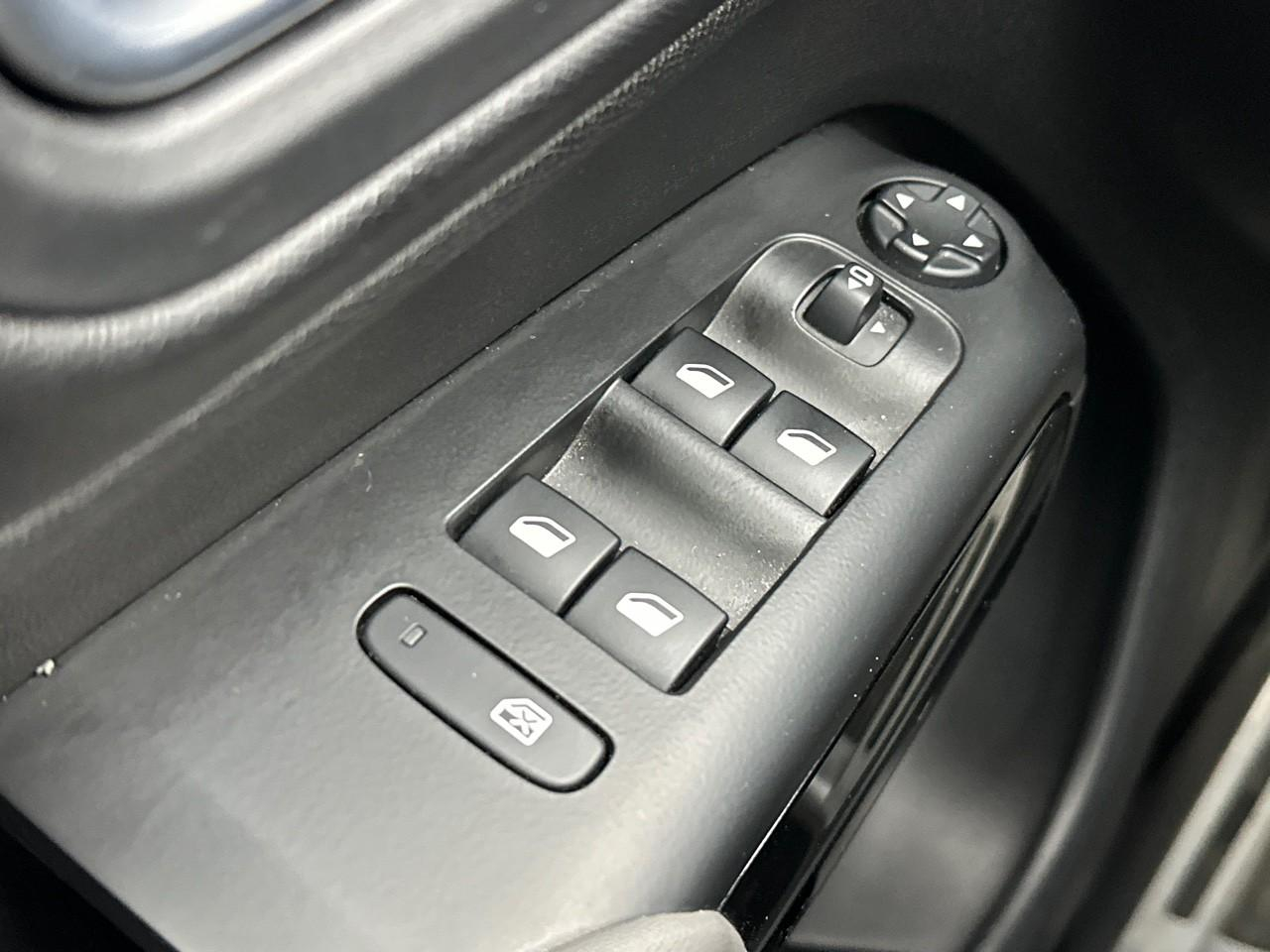 Citroën C5 Aircross hybride rechargeable 225 s&s e-eat8 shine — photo 15
