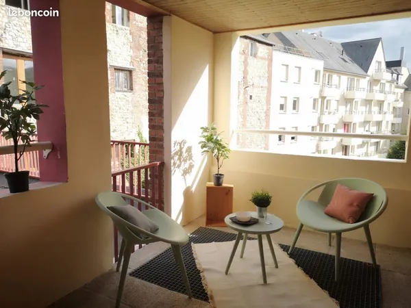 Chambre avec terrasse en colocation étudiant/jeune actif - Rouen hypercentre, 3 min Cathédrale, 8 mi