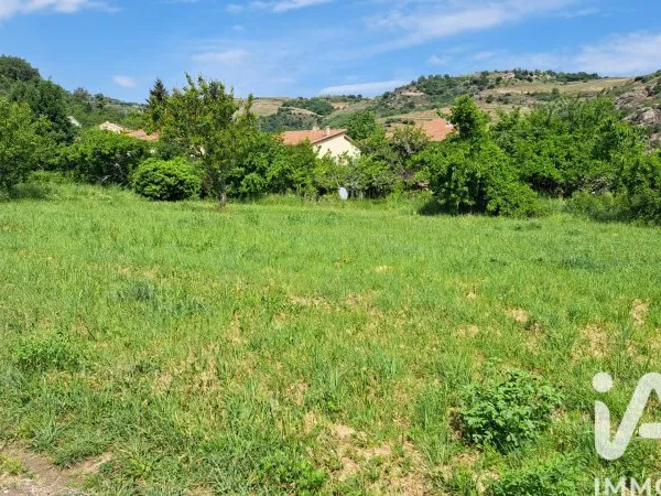 Terrain 1338 m²