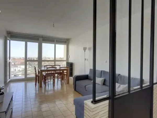 A vendre à Chenove, bel appartement T4 lumineux de 73 m2 avec balcon et cave