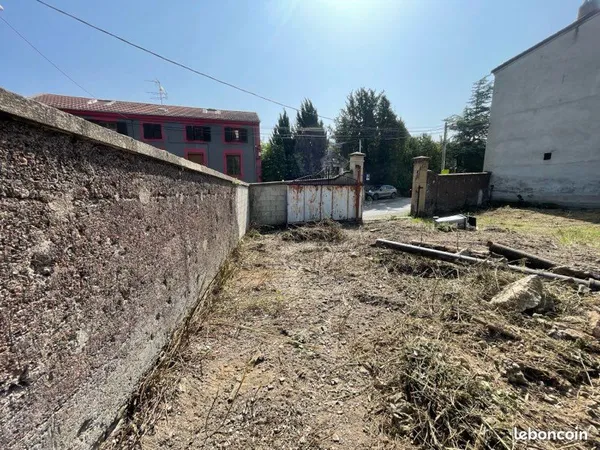 Terrain 795 m2
