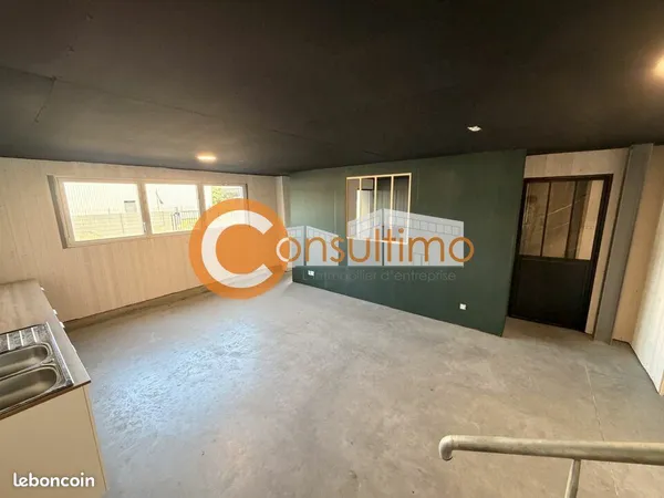 Bureaux 169 m² Mios