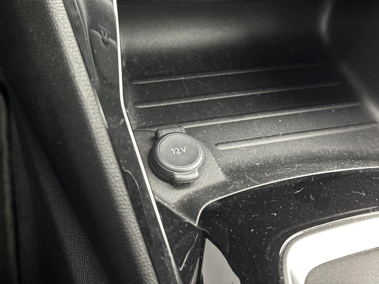 Peugeot 2008 puretech 130 s&s bvm6 allure pack — photo 29