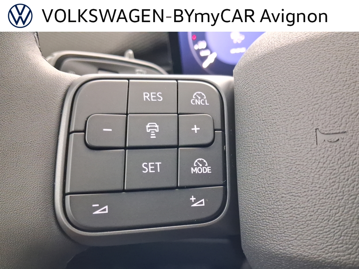Volkswagen ID.3 Neo 79 kWh — photo 32