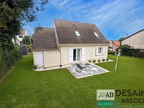 Maison à vendre sur Montry avec 3 chambres garage et jardin