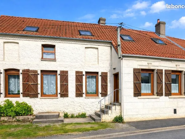 Maison familiale 120 m² - 4 chambres - DPE C - Pompe à chaleur - Jardin