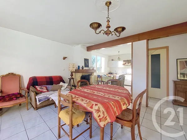 Maison 5 pièces 77 m²