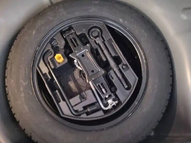 Citroën C4 cactus puretech 110 s&amp;s bvm6 — photo 11