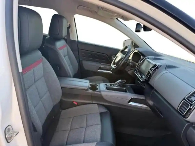 Citroën C5 Aircross puretech 130ch s&amp;s c-series eat8 e6.d — photo 15
