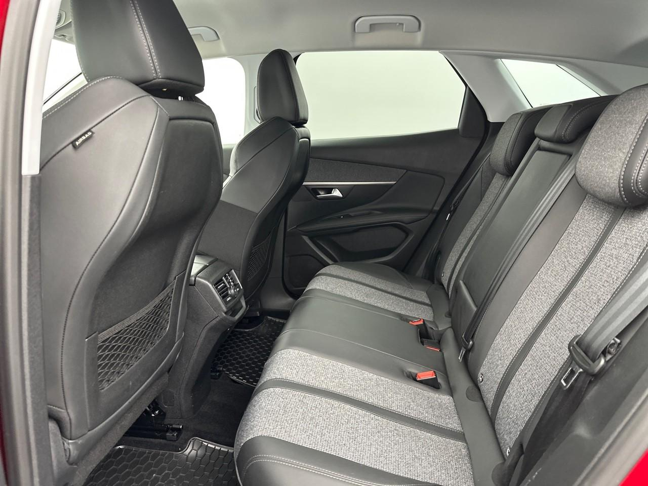 Peugeot 3008 bluehdi 130ch s&s eat8 gt line — photo 12