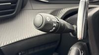 Peugeot 2008 1.2 Hybrid 145ch Style e-DCS6 — photo 23