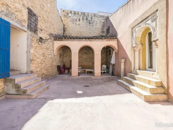 Maison de village 6 pièces 265 m²