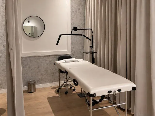Cabine Beauté Privative - Location Espace Idéal Extensions Cils, Tatoueuse, Perceuse..
