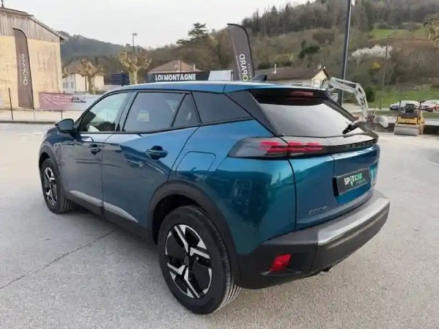 Peugeot 2008 hybrid 145 e-dcs6 — photo 7
