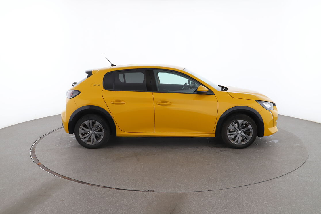 Peugeot 208 Electrique 50 kWh Style — photo 6
