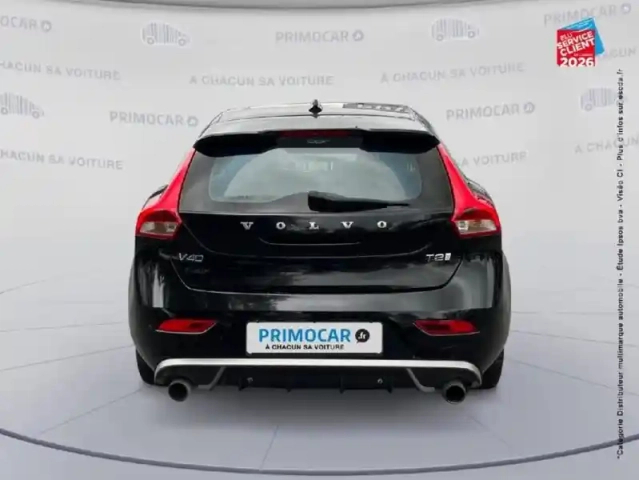 Volvo V40 t2 122ch r-design — photo 8