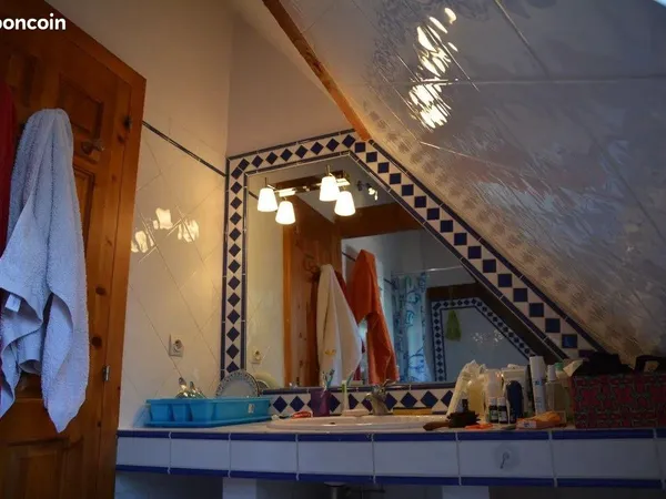 Très jolie chambre 22m² dans une maison de Maitre