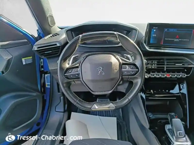 Peugeot 2008 puretech 155 s&amp;s eat8 gt — photo 26