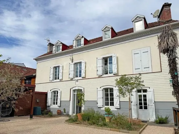 Maison 6 pièces 177 m²