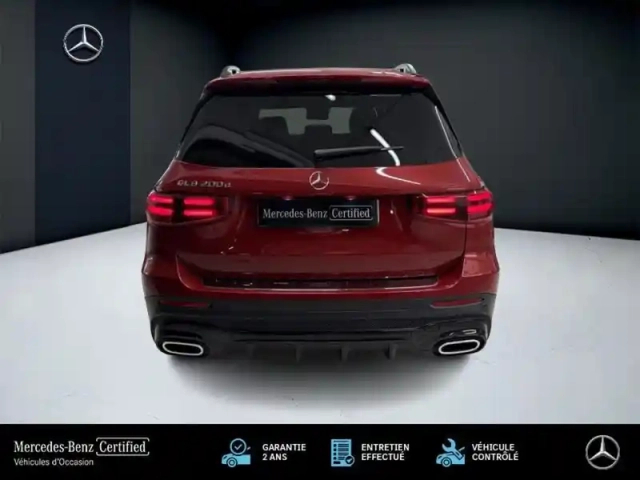 Mercedes Glb 200 d amg line — photo 24