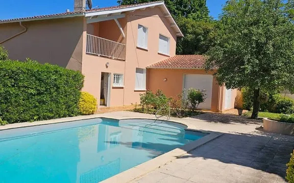 Maison 6 pièces 130 m²
